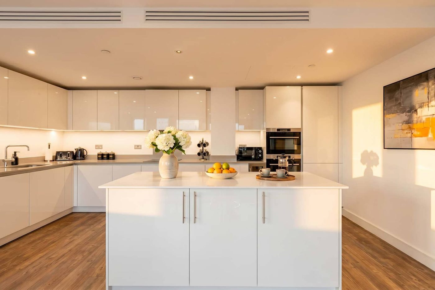 Nine Elms designer kitchen, modern London apartment